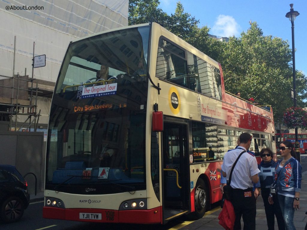 London Original Sightseeing Tour bus