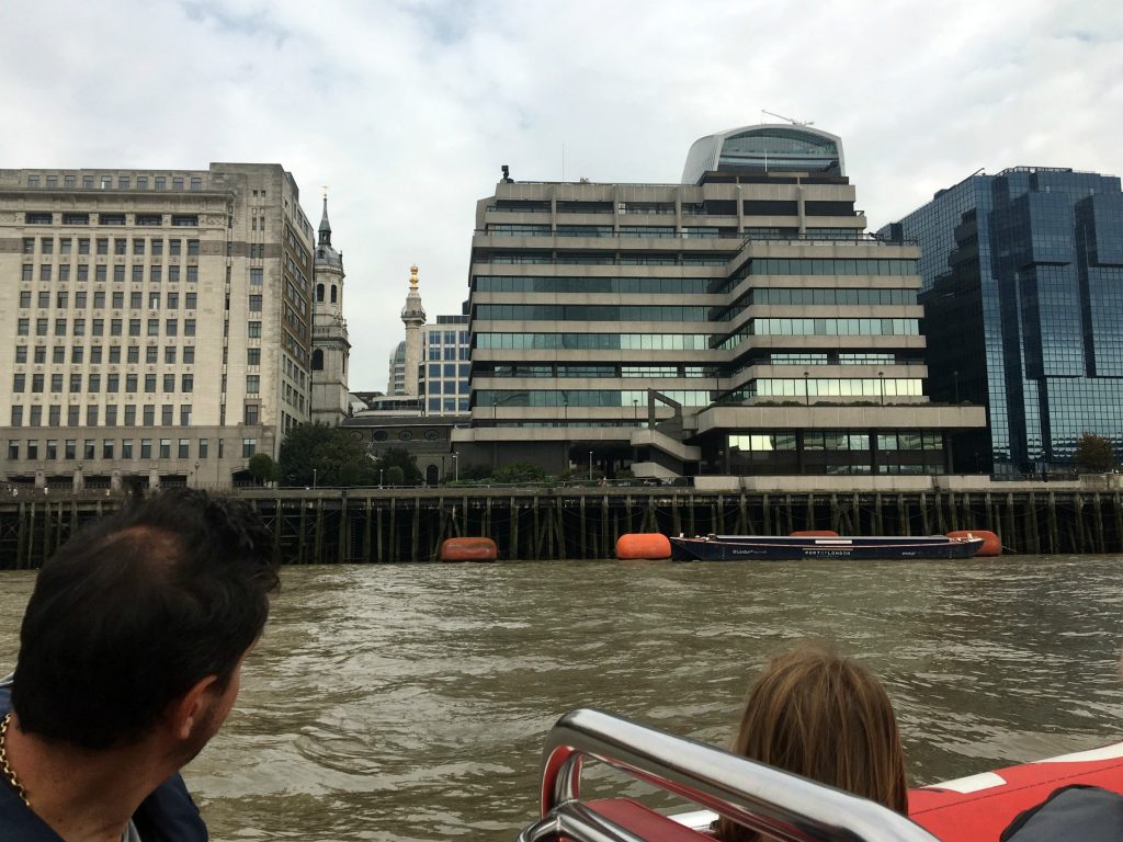 Thames Rockets Captain Kidd's Canary Wharf Voyage