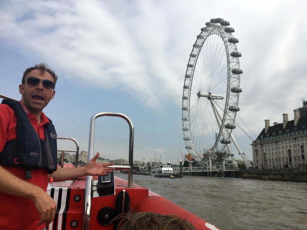 Thames Rockets Captain Kidd's Canary Wharf Voyage