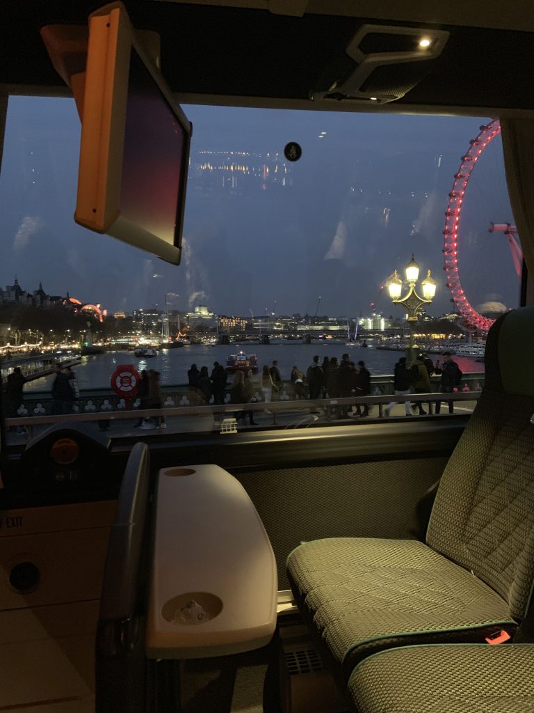 Evans Evans Tour on Westminster Bridge